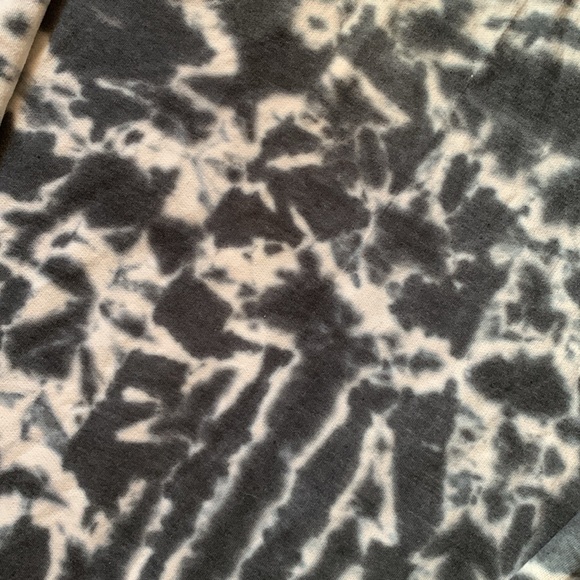Surf & Swim Co. “Terry” Black, Gray, & White Tie Dye Sweatshirt EUC Men’s Large - Picture 6 of 6